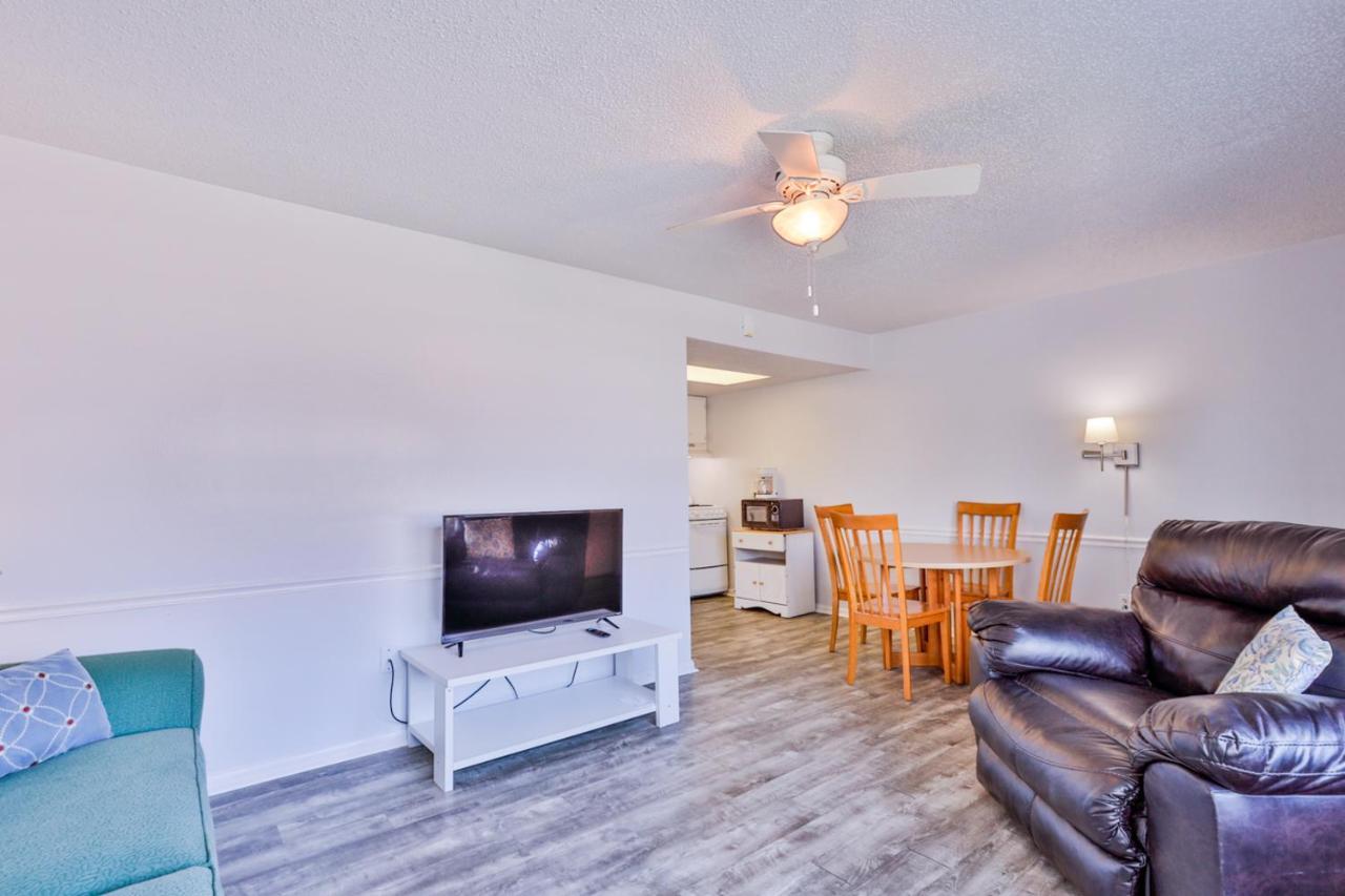 Hotel Coastal Waters New Smyrna Beach Esterno foto