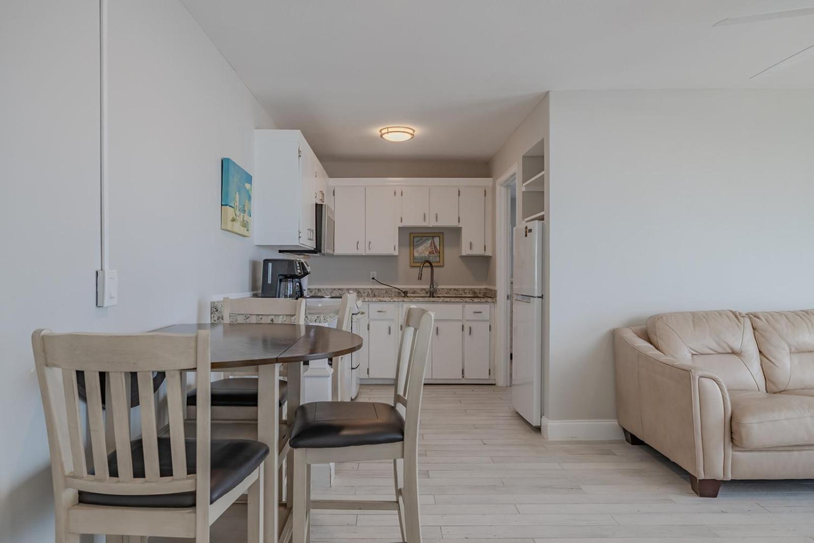 Hotel Coastal Waters New Smyrna Beach Esterno foto